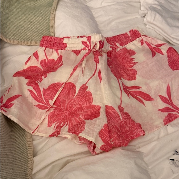l*space Pants - L*Space Pink and White Patterned Shorts
